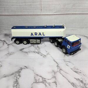 Siku  Henschel ‎ ARAL Tanker Truck  Blue & White  Metal Diecast  Collectible